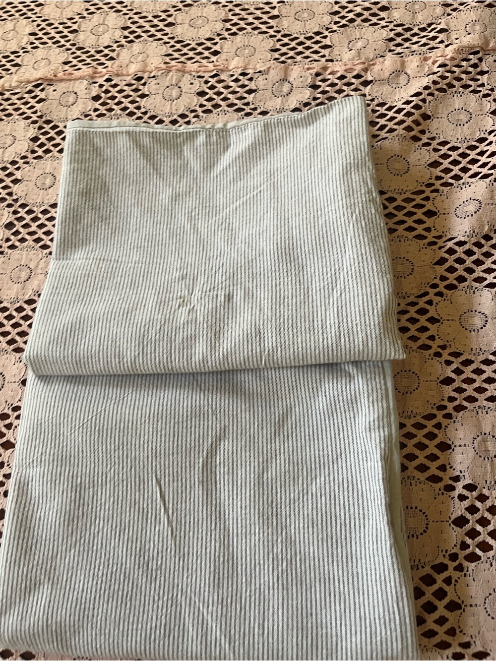 Wamsutta Light grey Ribbed pillow set